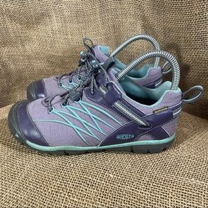 KEEN Chandler CNX Purple Kids Hiking Outdoor Shoe